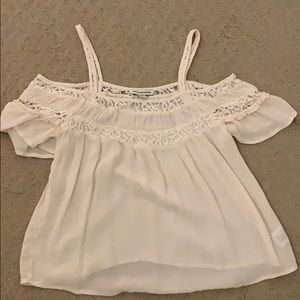 American eagle cold shoulder top